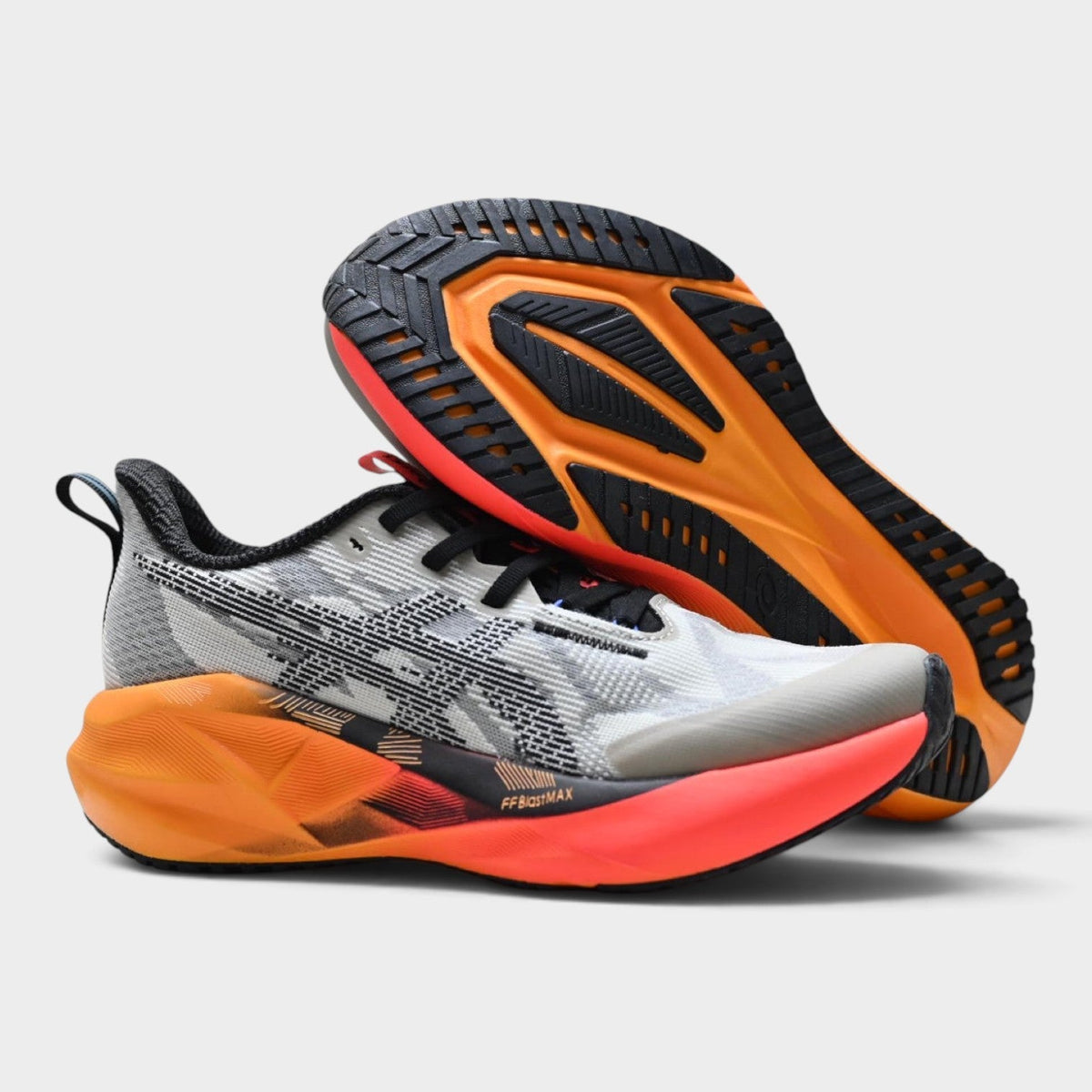ASICS Novablast 5 Women's Responsive Running Shoes