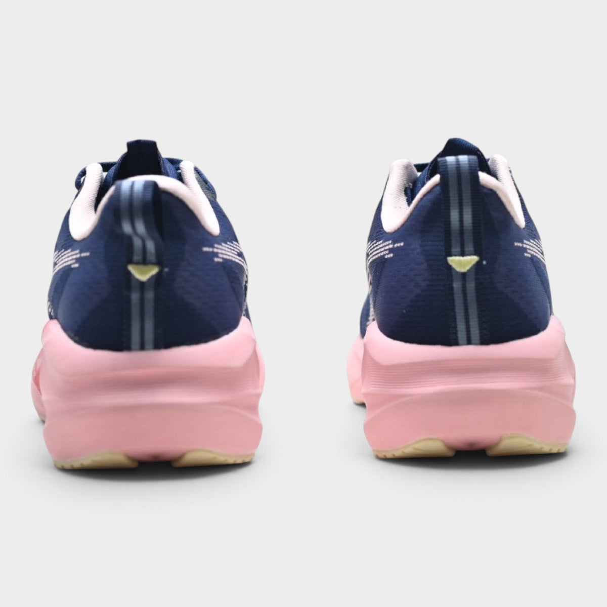 ASICS Novablast 5 Women's Responsive Running Shoes