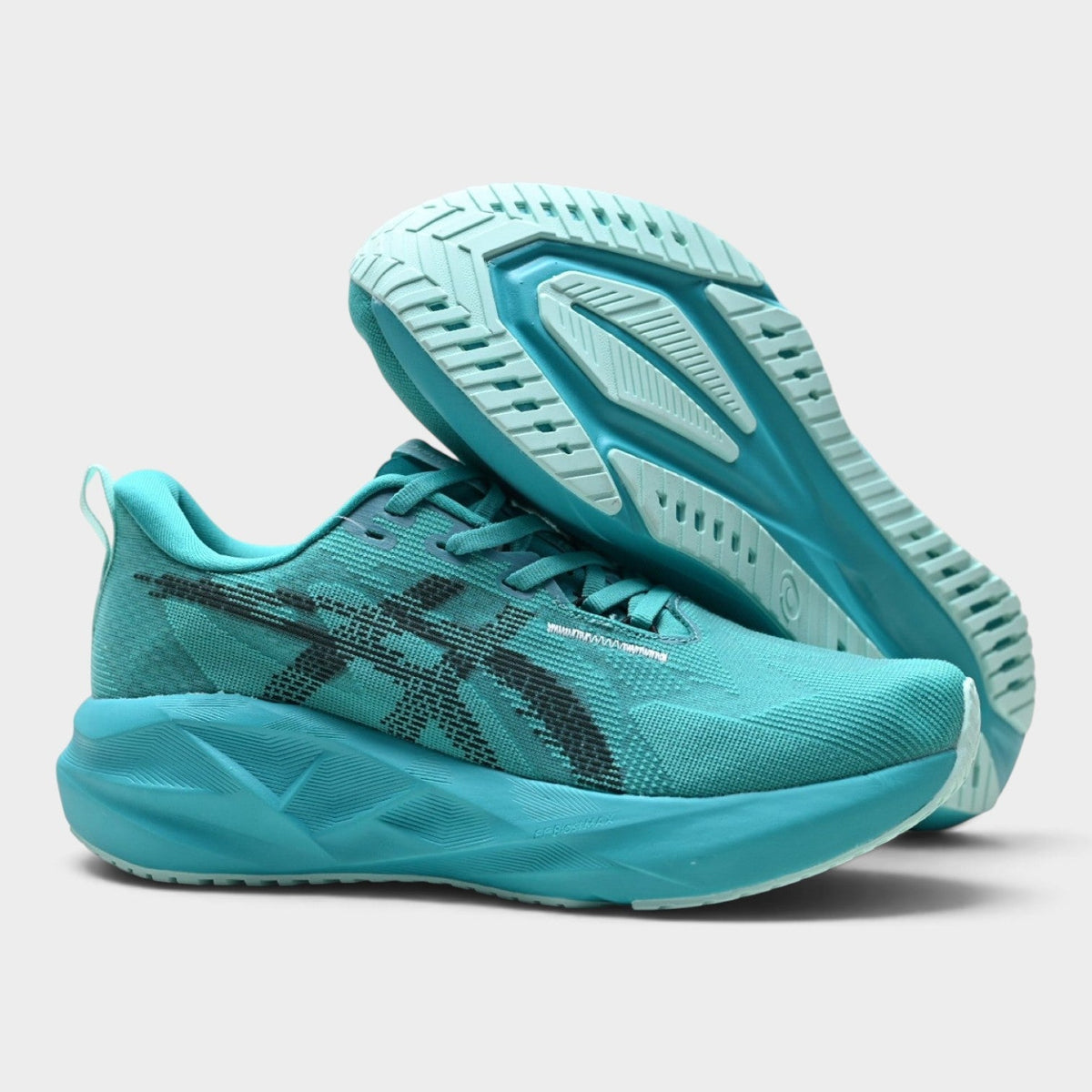 ASICS Novablast 5 Women's Responsive Running Shoes