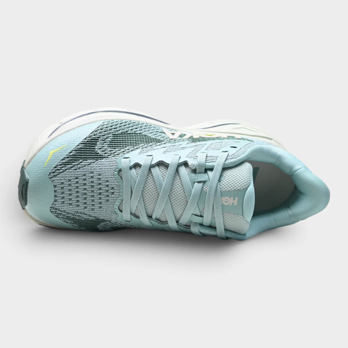HOKA Challenger 8 Men's Cushioned Trail Running Shoes