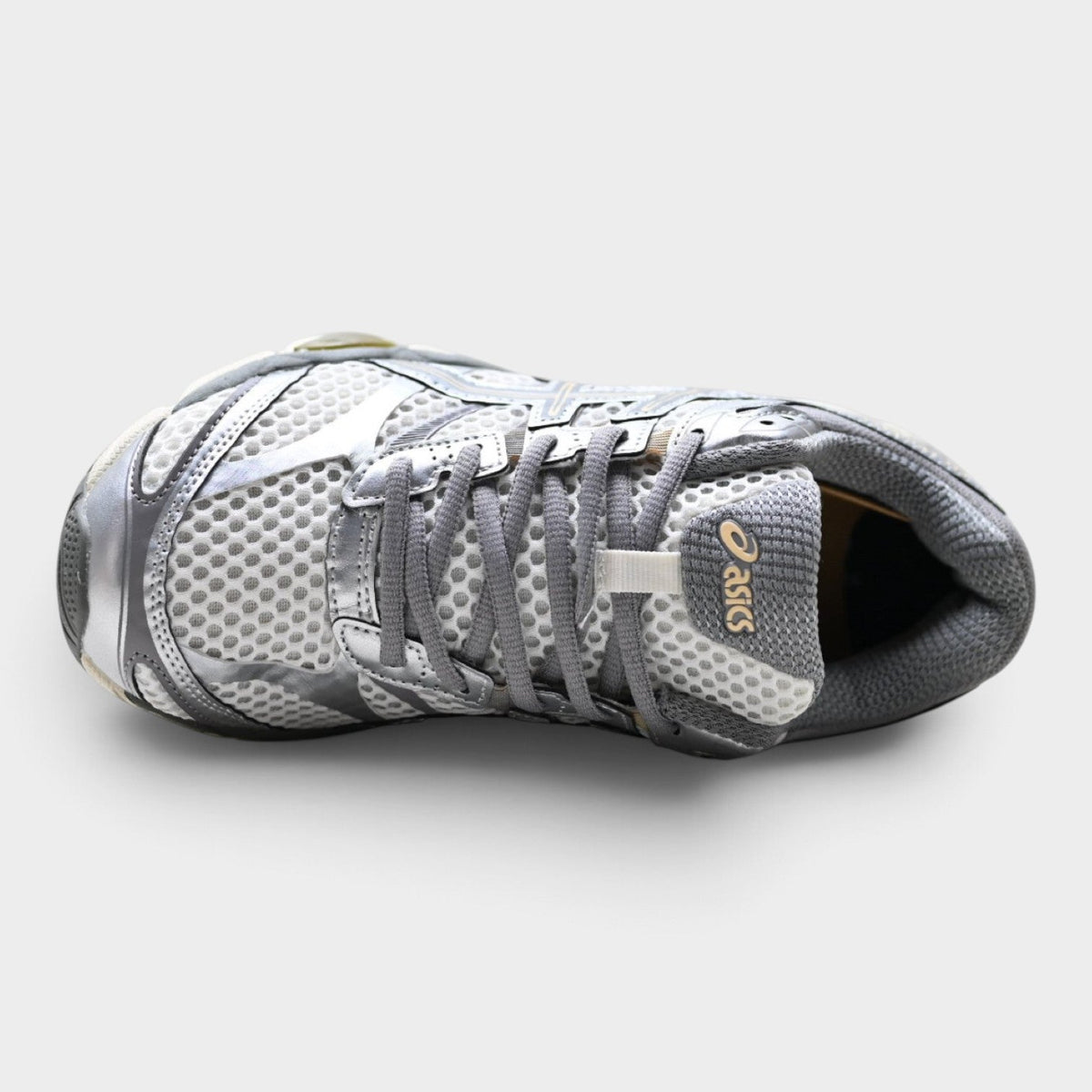 ASICS GEL-CUMULUS 16 Men's Cushioned Everyday Trainers